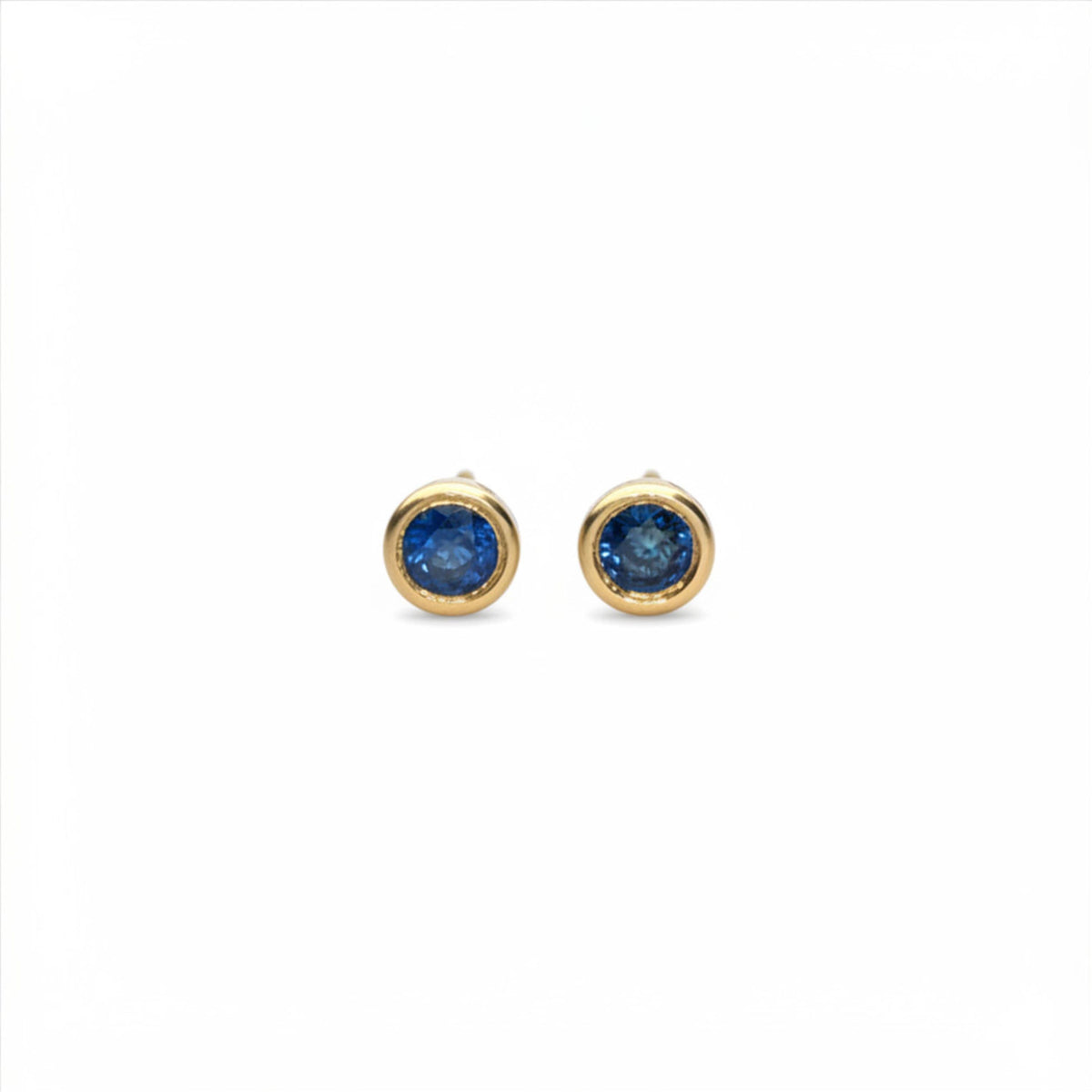 Sapphire Bezel Studs
